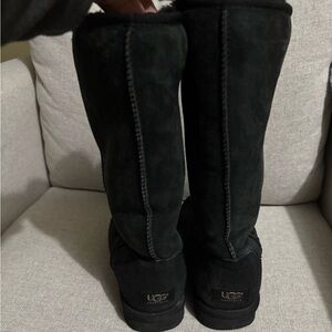 UGG Classic Tall Black Suede Shearling Boots size 9